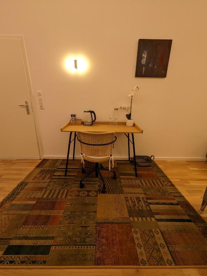 Gemuetliche Zimmer Im Herzen Der Stadt Em-Apartments Deutschland بيليفيلد المظهر الخارجي الصورة